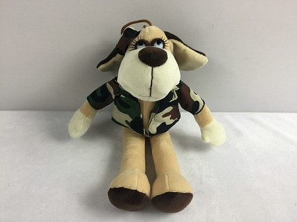 Мягкая игрушка Собака в камуфляжном костюме, 15см