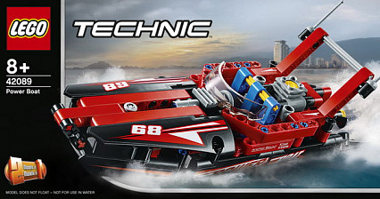 Конструктор LEGO TECHNIC Моторная лодка