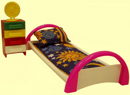Набор мебели "Кровать с тумбочкой" 12х6,5х22 см